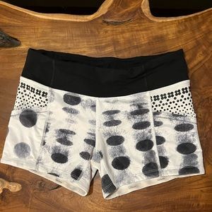 Lululemon🍋Run: Shorty Short Seaside Dot White 8